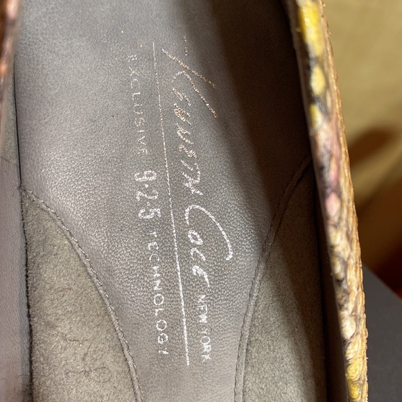 Sexy Kenneth Cole leather Heels size 6 worn once - Picture 5 of 6